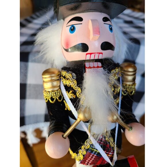 Christmas Nutcracker Soldier Wooden Statue Xmas Holiday Decor Table Decoration - Picture 2 of 14